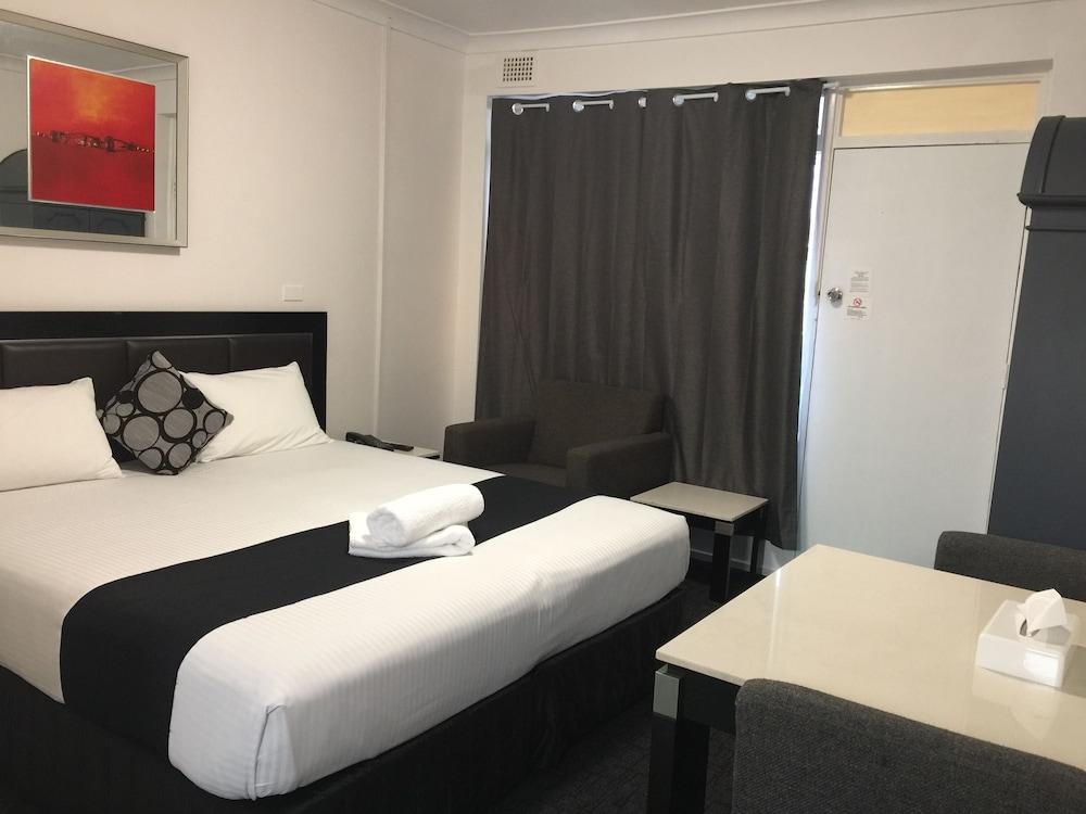Surf Beach Motel Newcastle Bagian luar foto